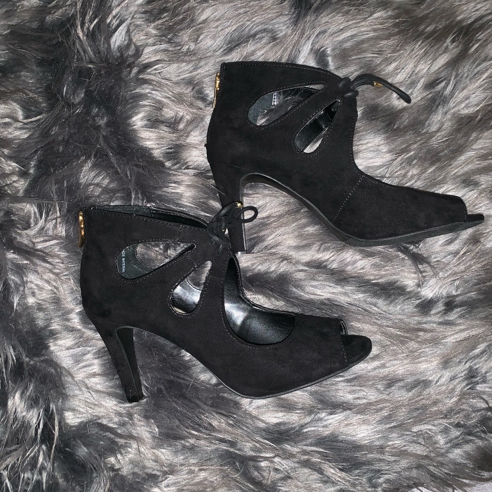 A.N.A Chance Black Peep Toe Pumps Size 7.5 Womens